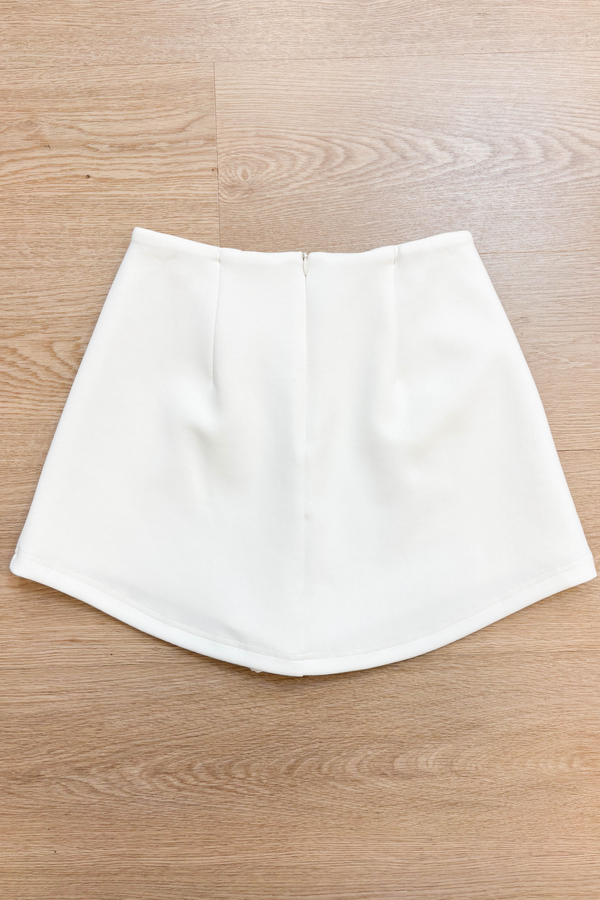 Wear Anywhere Curved Hem Skorts Ivory