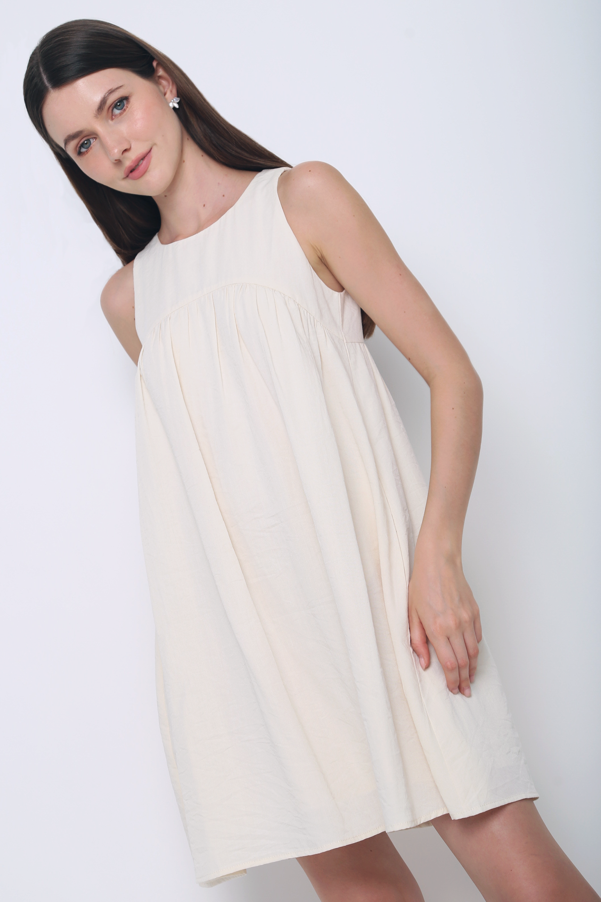 Anya Basic Sleeveless Dress Ecru