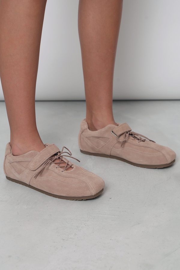 Ballet Core Lace Sneakers Mauve Rose (Backorder)