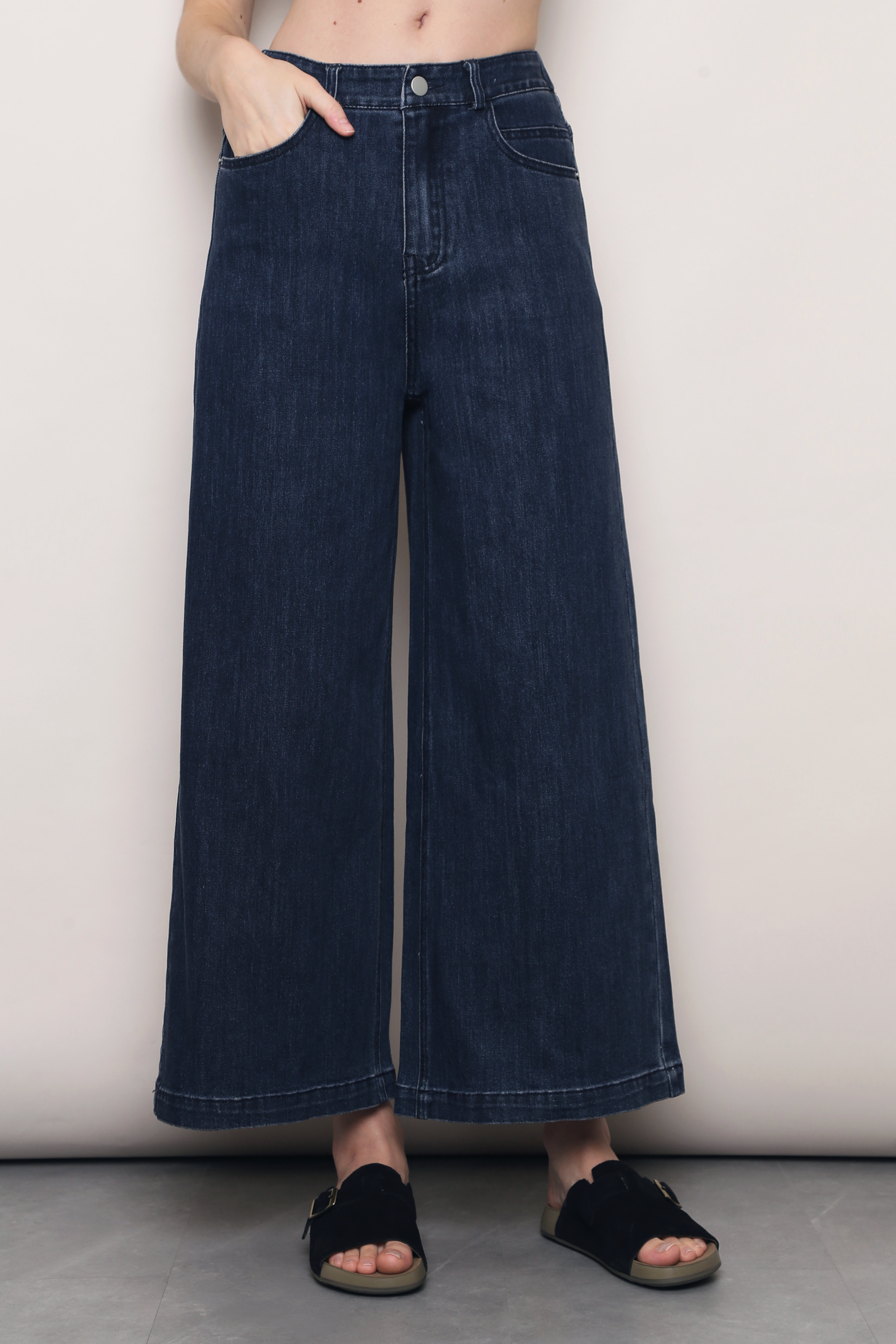 Bambi Wide Leg Jeans