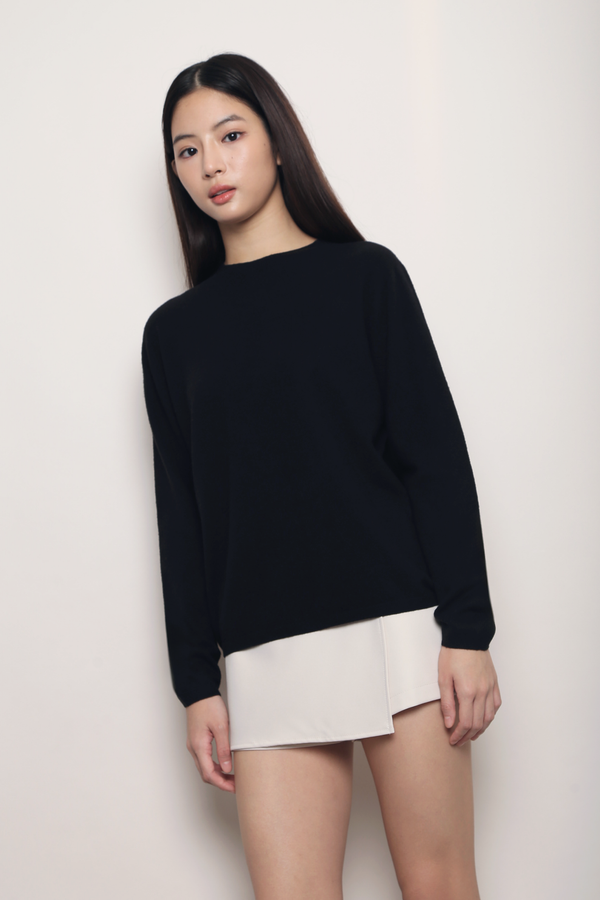 Between Seasons Knit Top Black (Backorder)