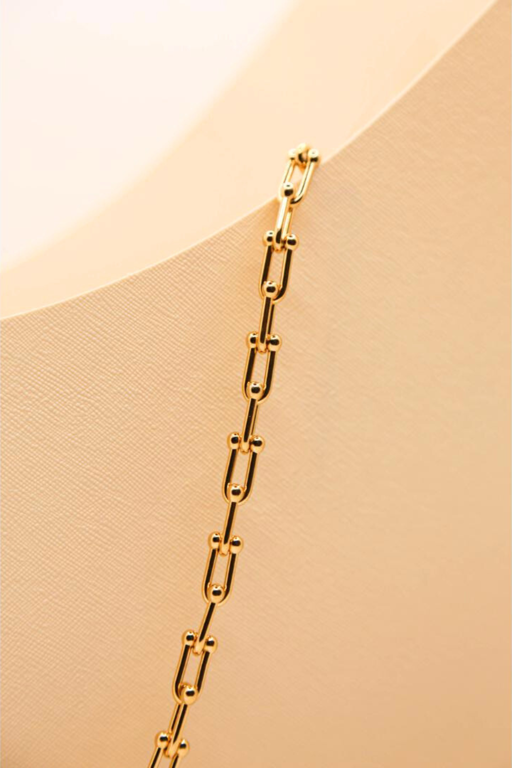 Bold Chain Necklace Gold