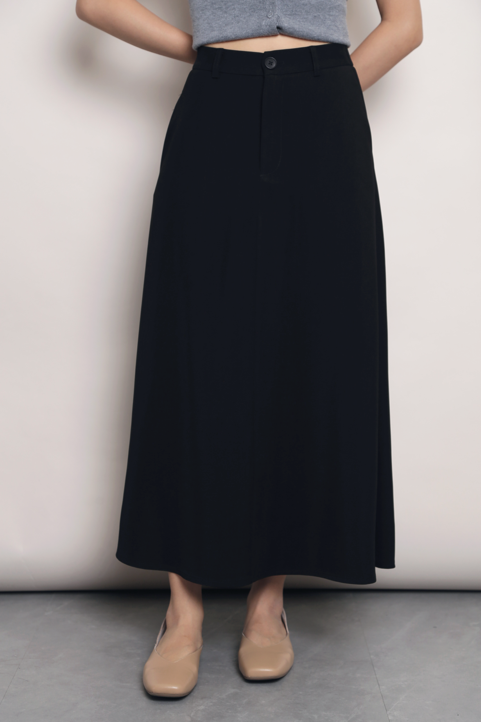 Business As Usual Midi Skirt Black (Backorder)