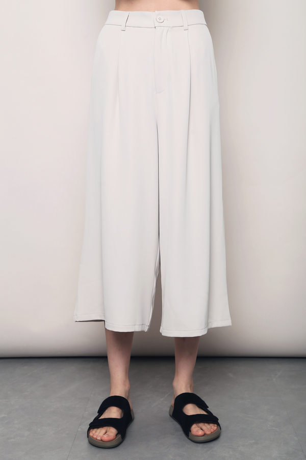 City Pleat Culottes Cream (Backorder)