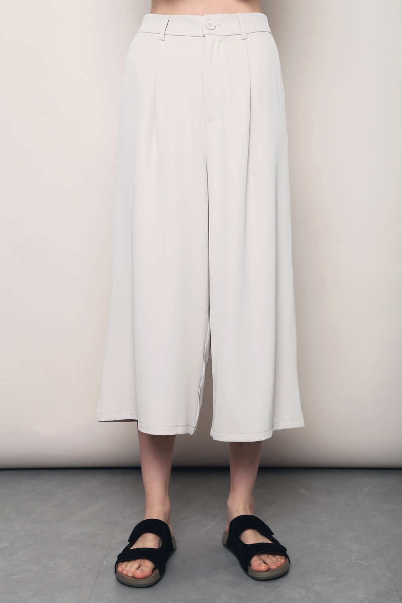 City Pleat Culottes Cream (Backorder)