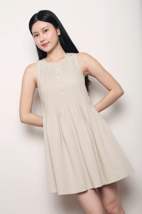 Classic Pintuck Dress Nude