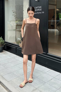 Clean Lines 2-Way Dress Brown