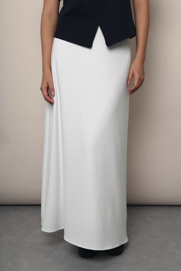 Court V2 Midi Skirt White (Restock)