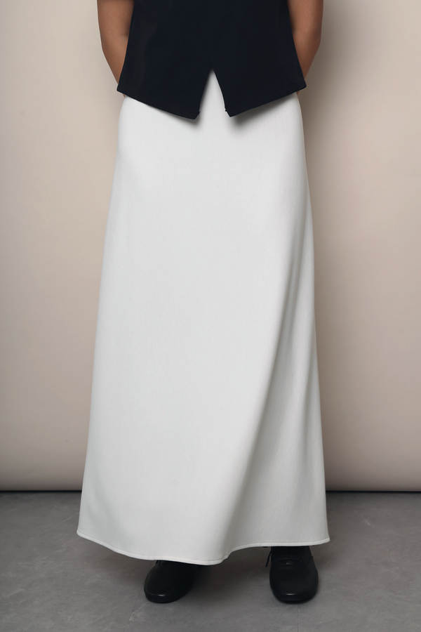 Court V2 Midi Skirt White (Restock)
