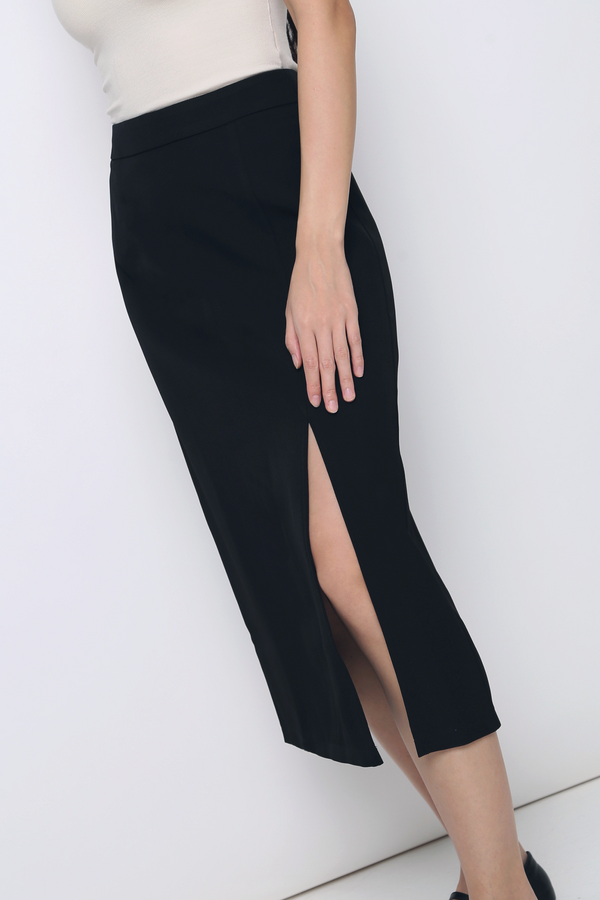 Desk To Dinner Slit Skirt Black (Restock)