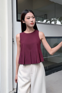 Everleigh Pleat Babydoll Top Wine (Restock)