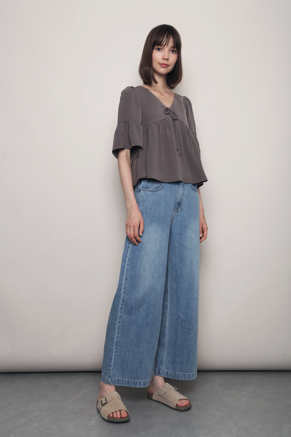 Love at First Fit Blouse Ash Brown