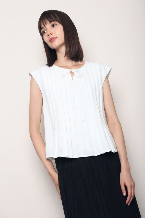 First Class Pleats Blouse White