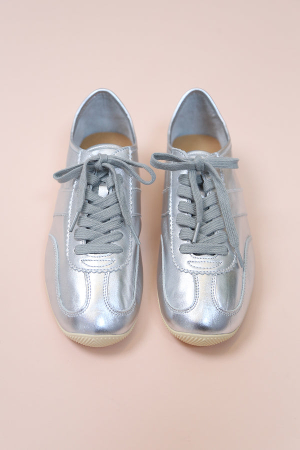 Forever Young Sneakers Silver (Restock)