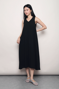 Juniper V Neck Midaxi Dress Black