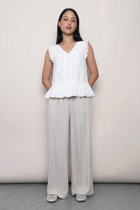 Lover’s Lane Ruffle Top White