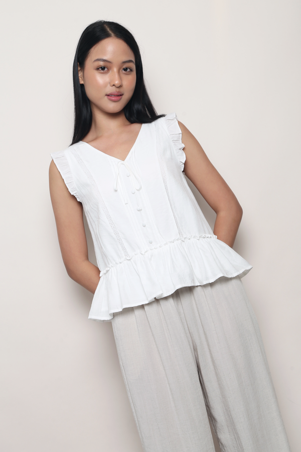 Lover’s Lane Ruffle Top White