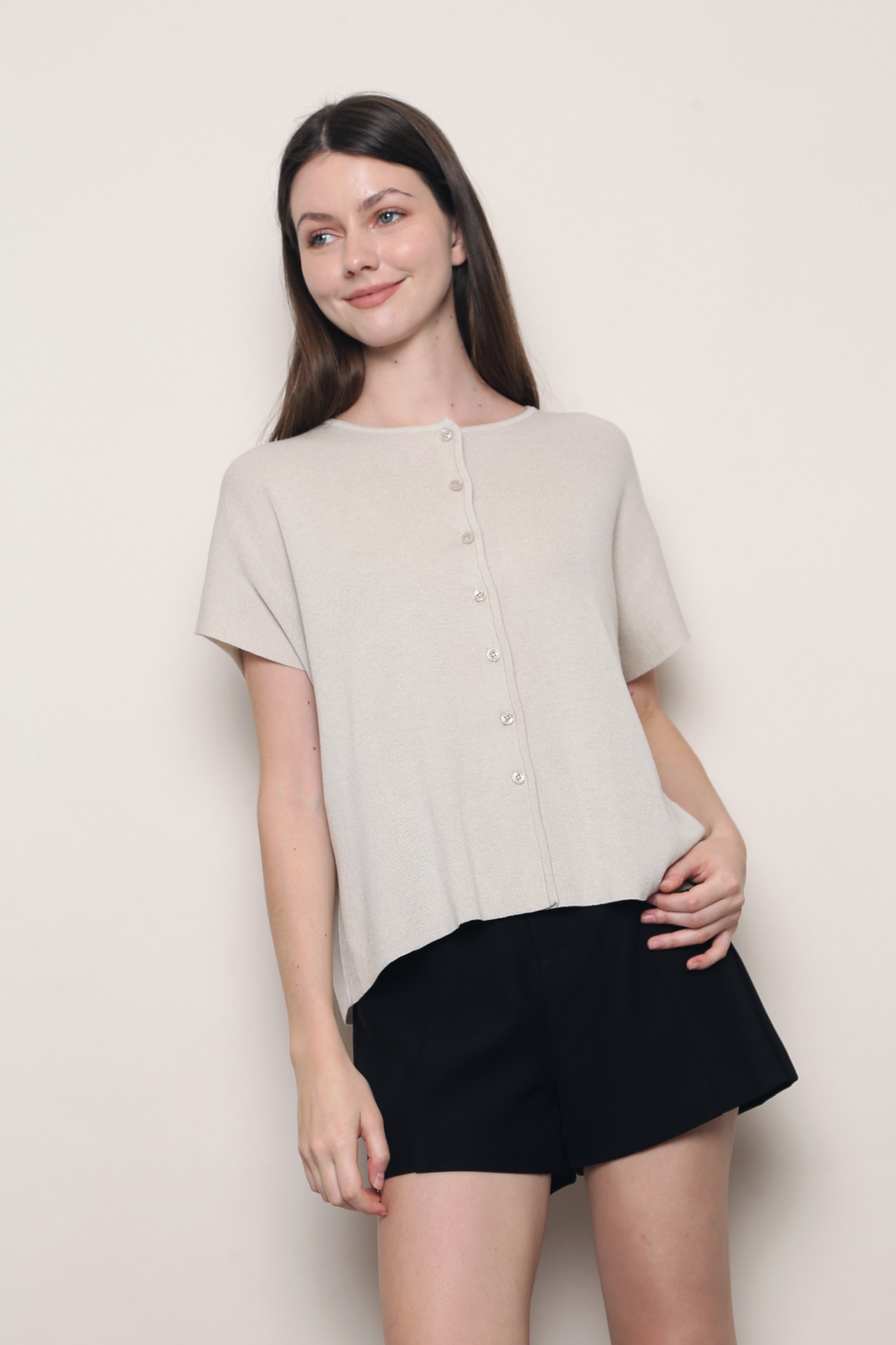 Manhattan Button Down Knit Blouse Beige (Backorder)
