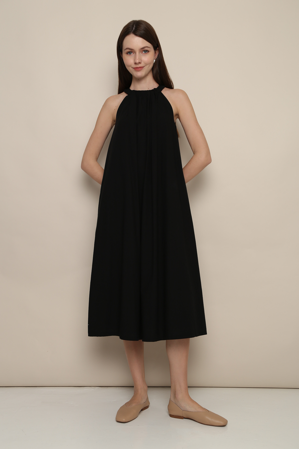 Megga Pleat Midaxi Dress Black