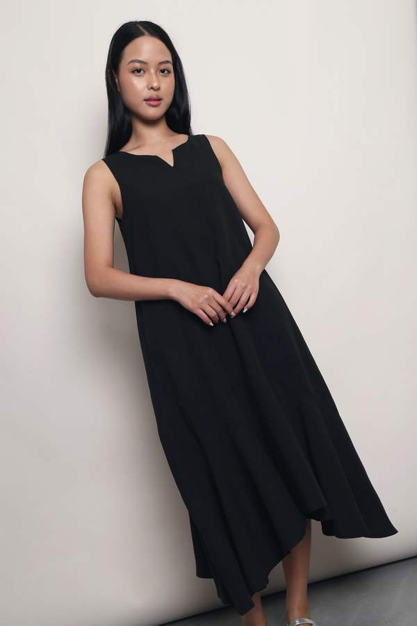 Poise in Motion Midi Dress Black