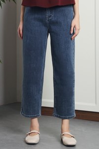 Sierra Modern Straight Jeans