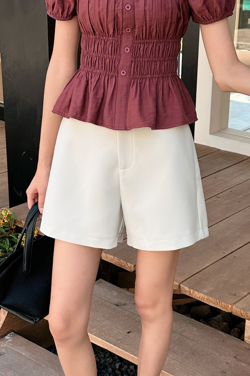 Signature Mom Shorts Ivory (Restock)