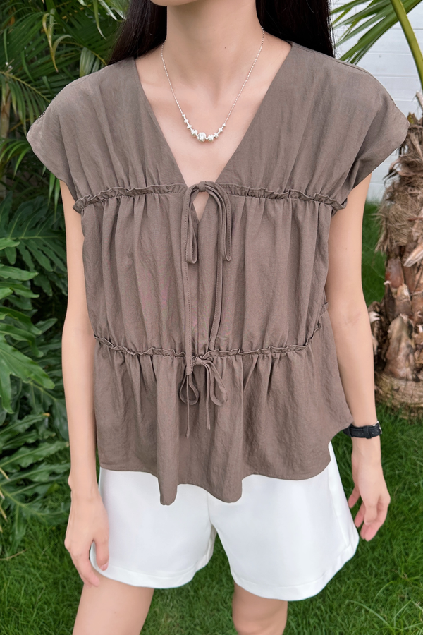 Souffle Ruffles Blouse Brown