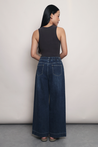 Straight & Easy Denim Jeans