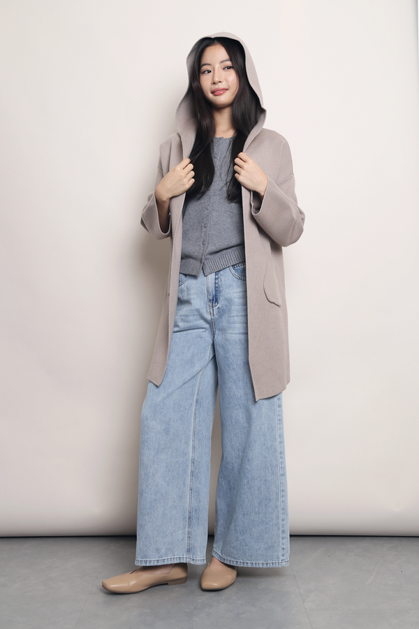 The Traveller Coat Taupe