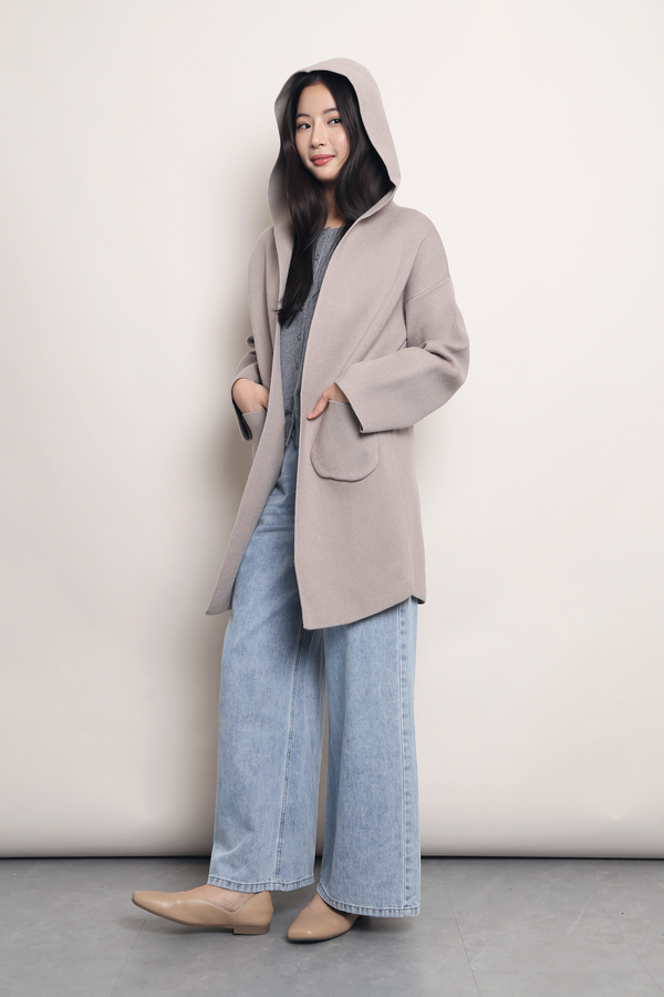 The Traveller Coat Taupe
