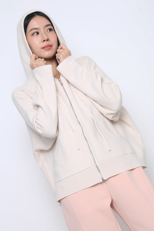 Warm Hug V2 Knit Hoodie Ivory