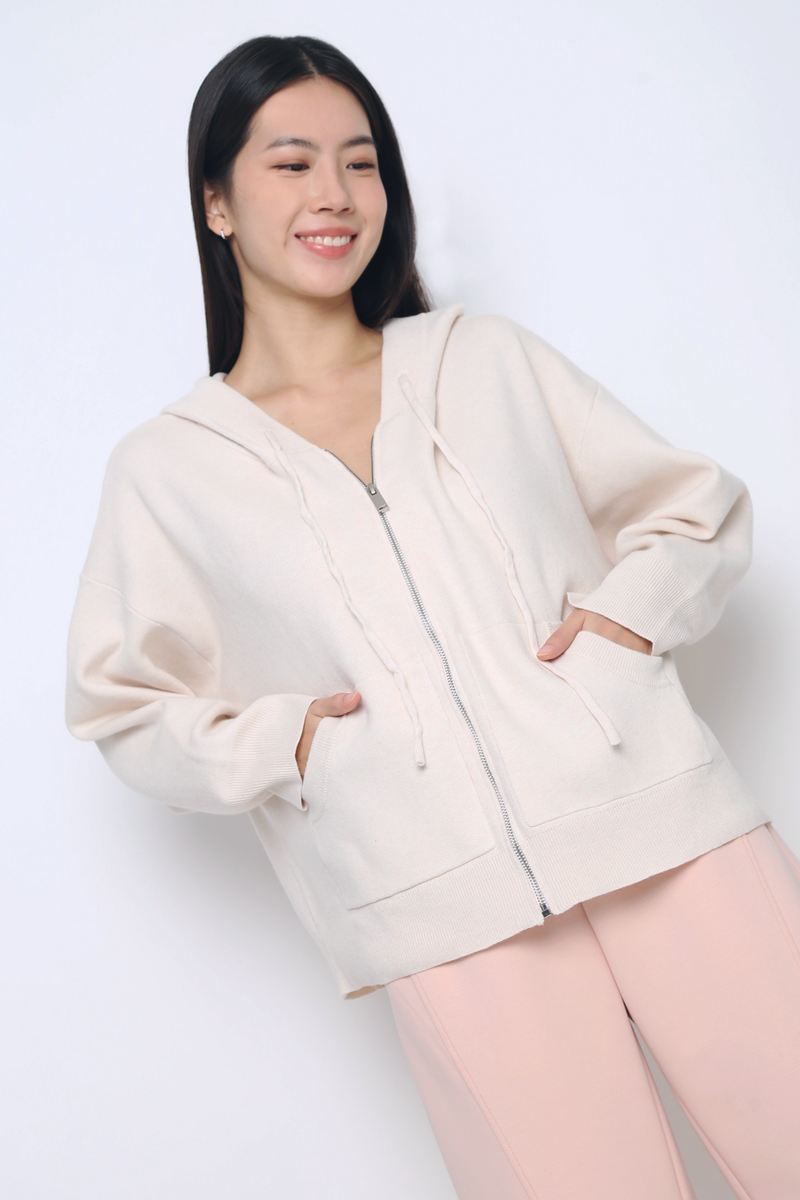 Warm Hug V2 Knit Hoodie Ivory