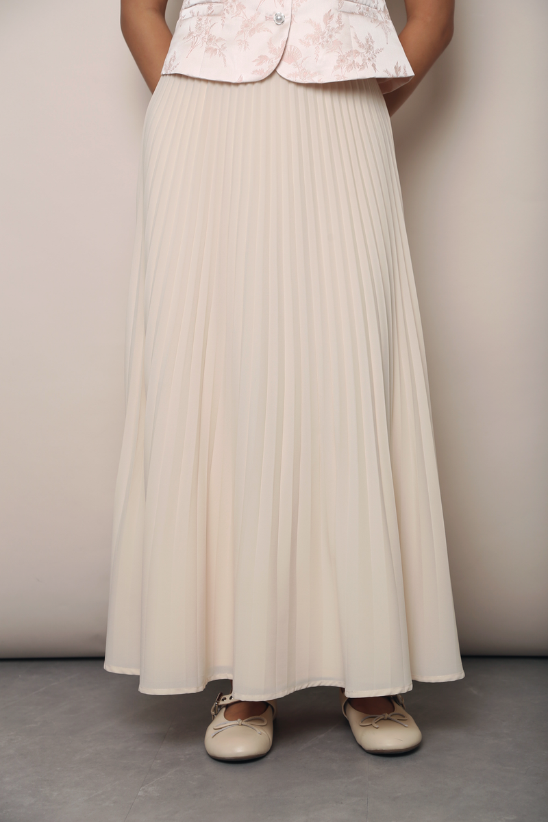Whisper Pleat Fishtail Skirt Ivory (Retock)