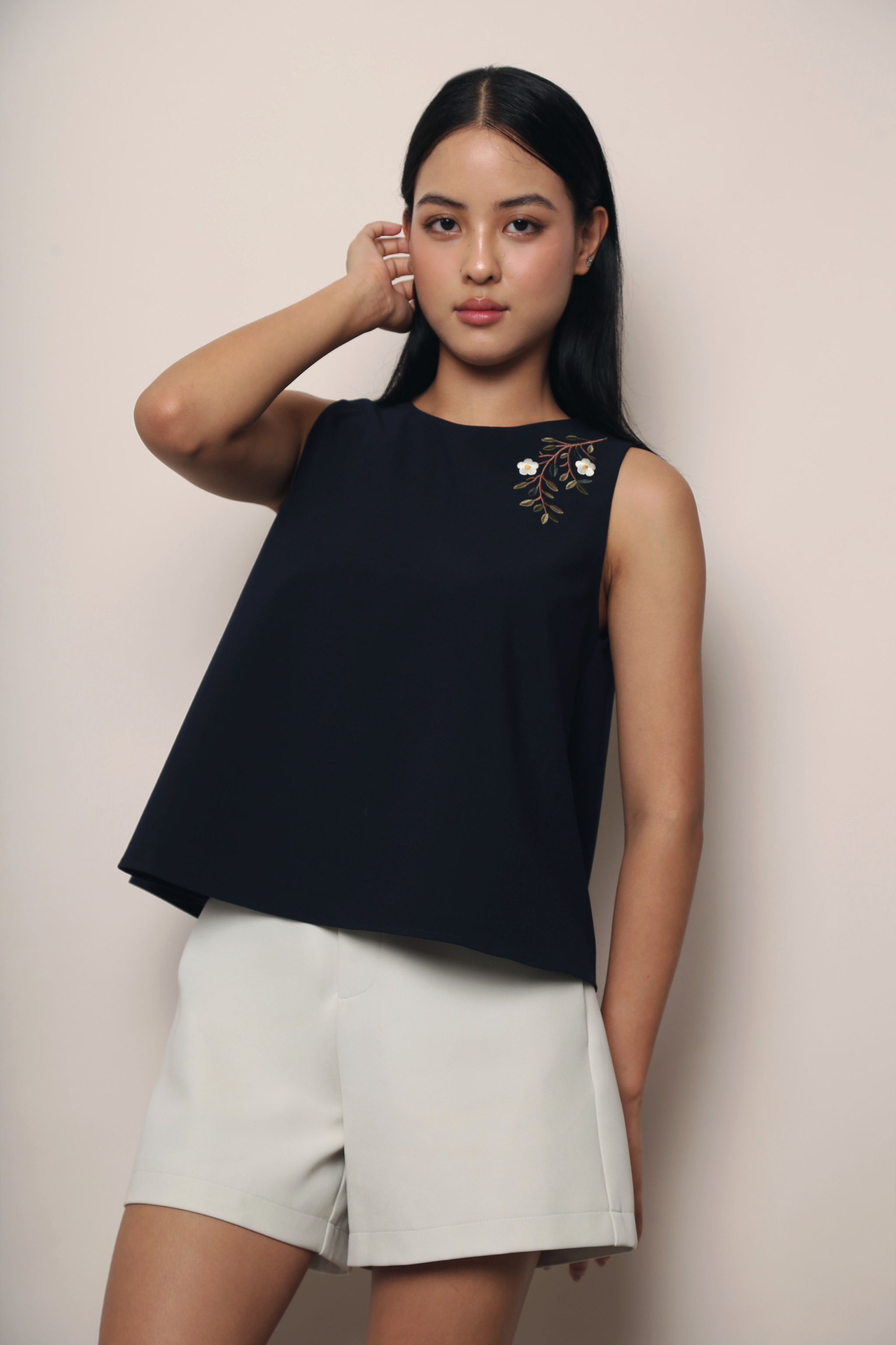 Willow Bloom Embroidered Blouse Navy