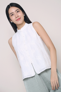 Yun Oriental Mandarin Collar Top Ivory