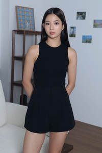 All Day Tailor Shorts Black (Backorder)