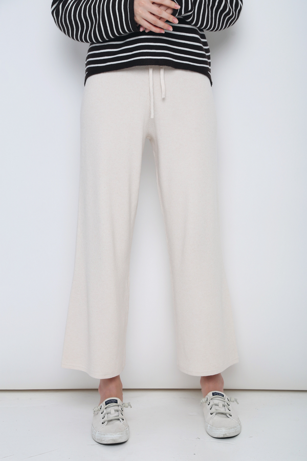 All In Knit Slacks Cream