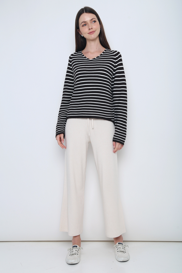 All In Knit Slacks Cream
