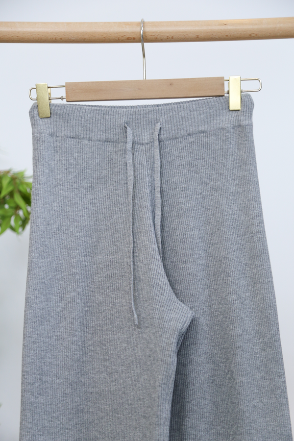All In Knit Slacks Grey