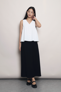 Cute As A Button Top White