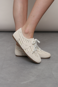 Dreamweaver Leather Sneakers Off White (Restock)