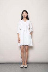 Evergreen Collar Dress White