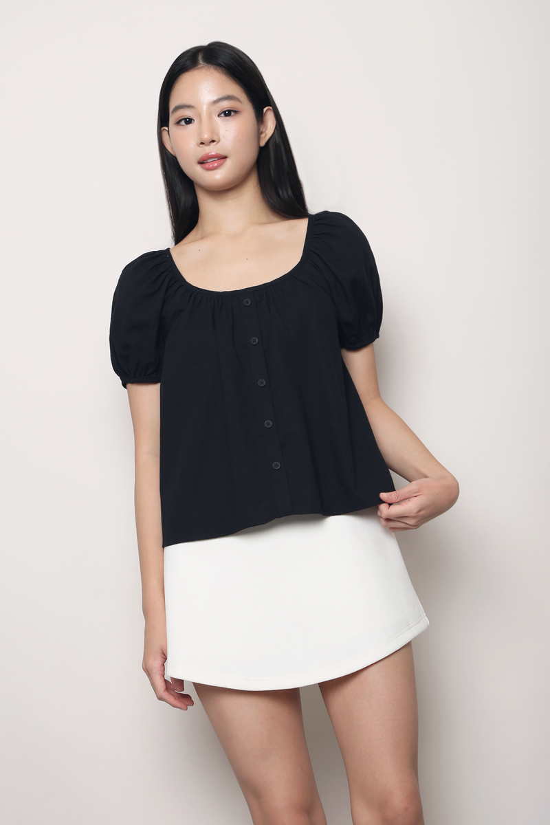 Everyday Scoop Neck Blouse Black