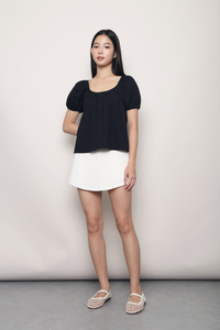 Everyday Scoop Neck Blouse Black