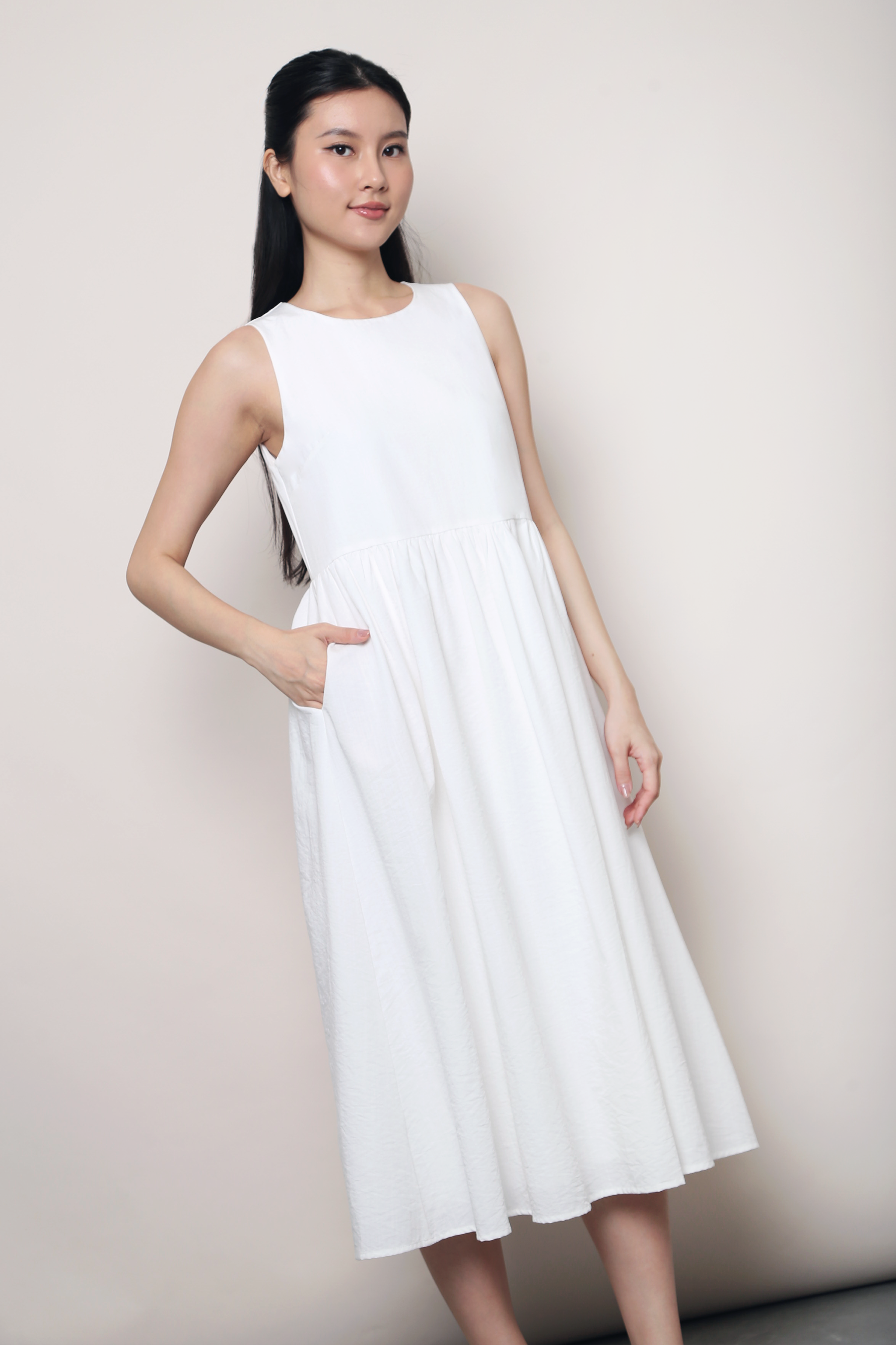 Flinders Sleeveless Midi Dress White