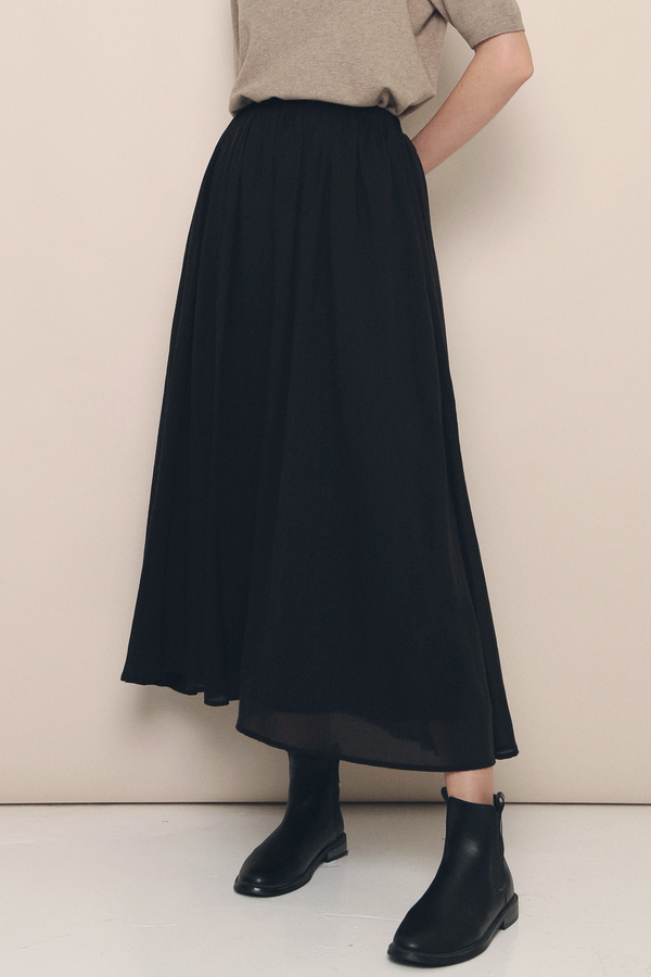 Hathaway Airy Maxi Skirt Black