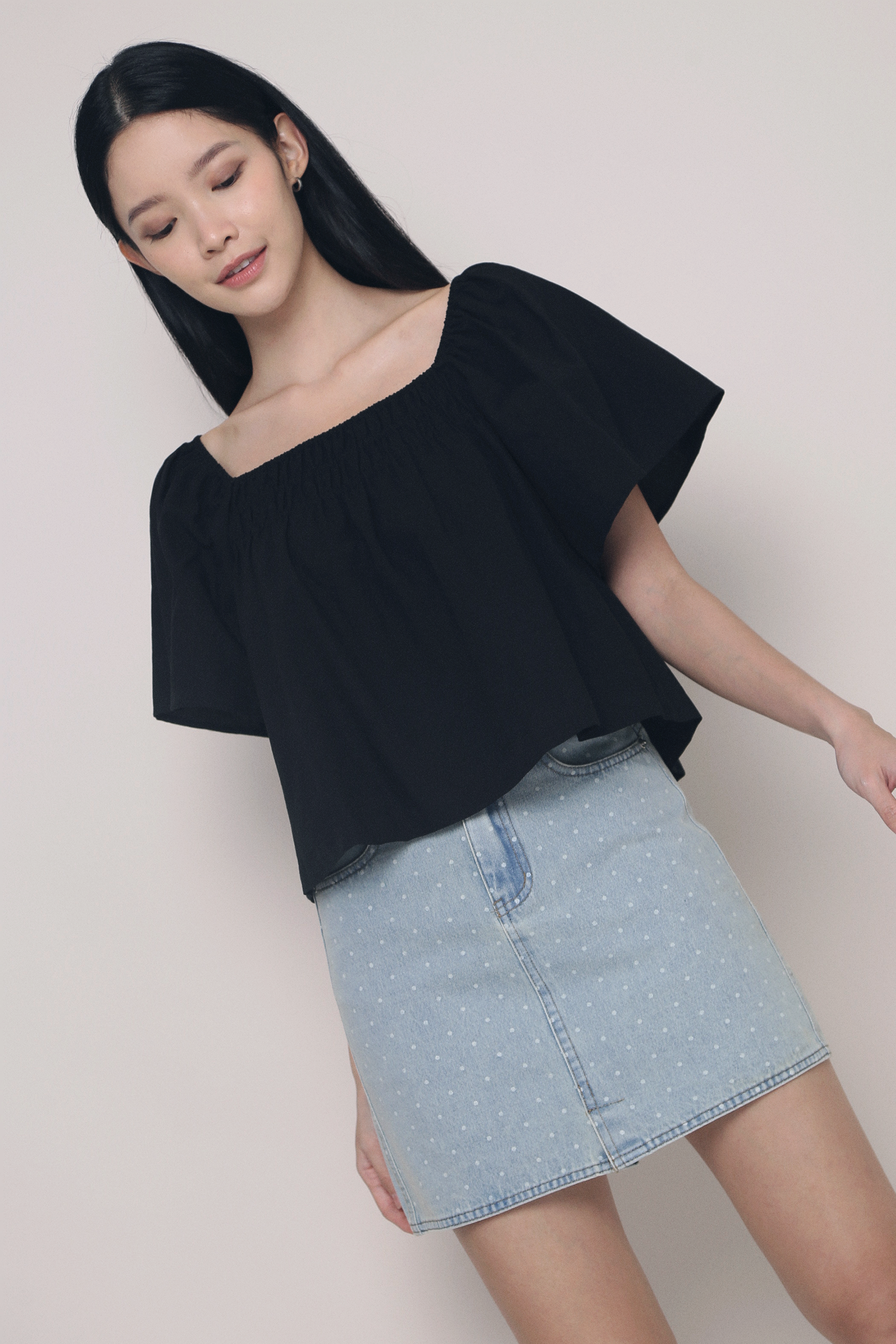 Jael Flutter Sleeves Top Black