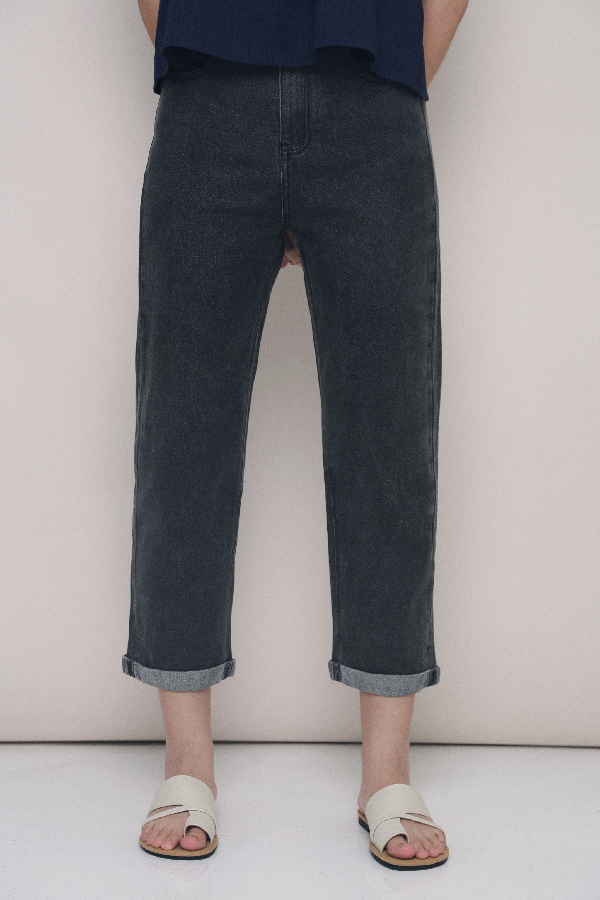 Lilit Fold Hem Jeans Black