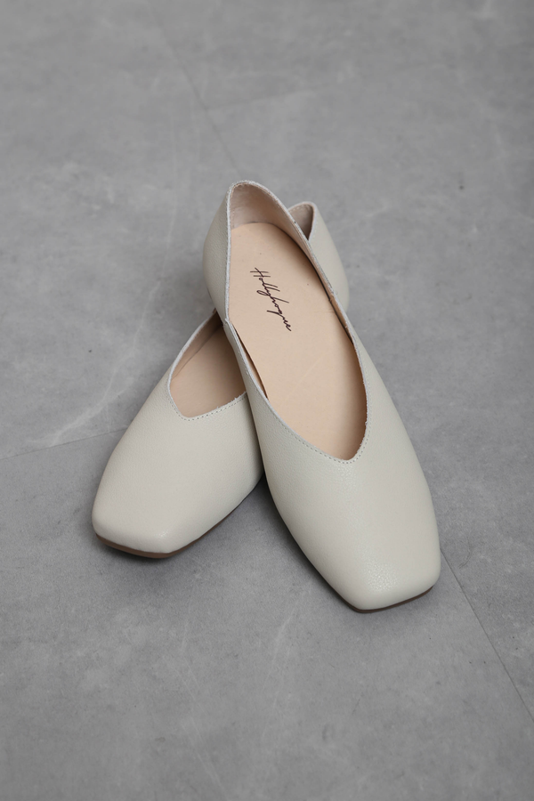 Mollie V2 Leather Shoes Off White (Backorder)