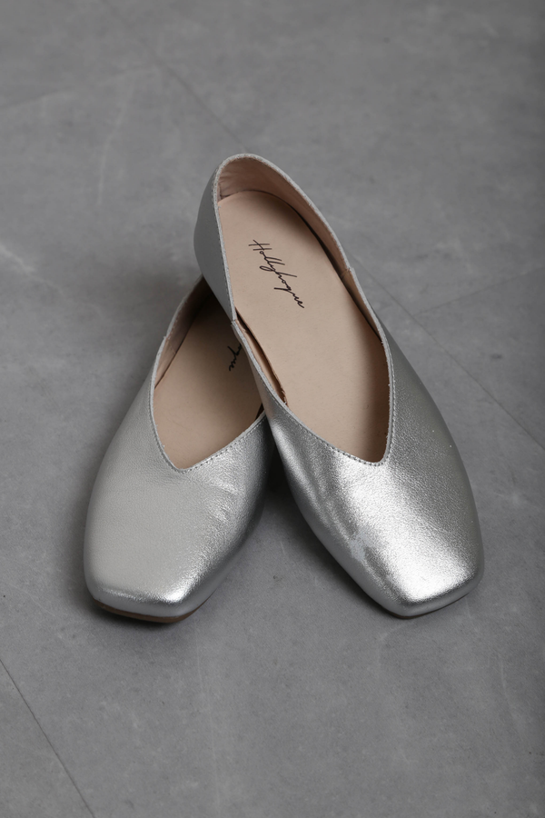 Mollie V2 Leather Shoes Silver (Backorder)